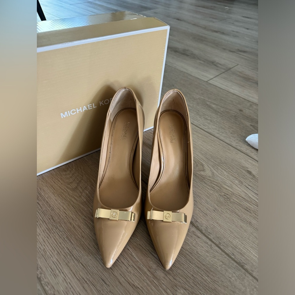 Tan Leather Michael Kors Heels